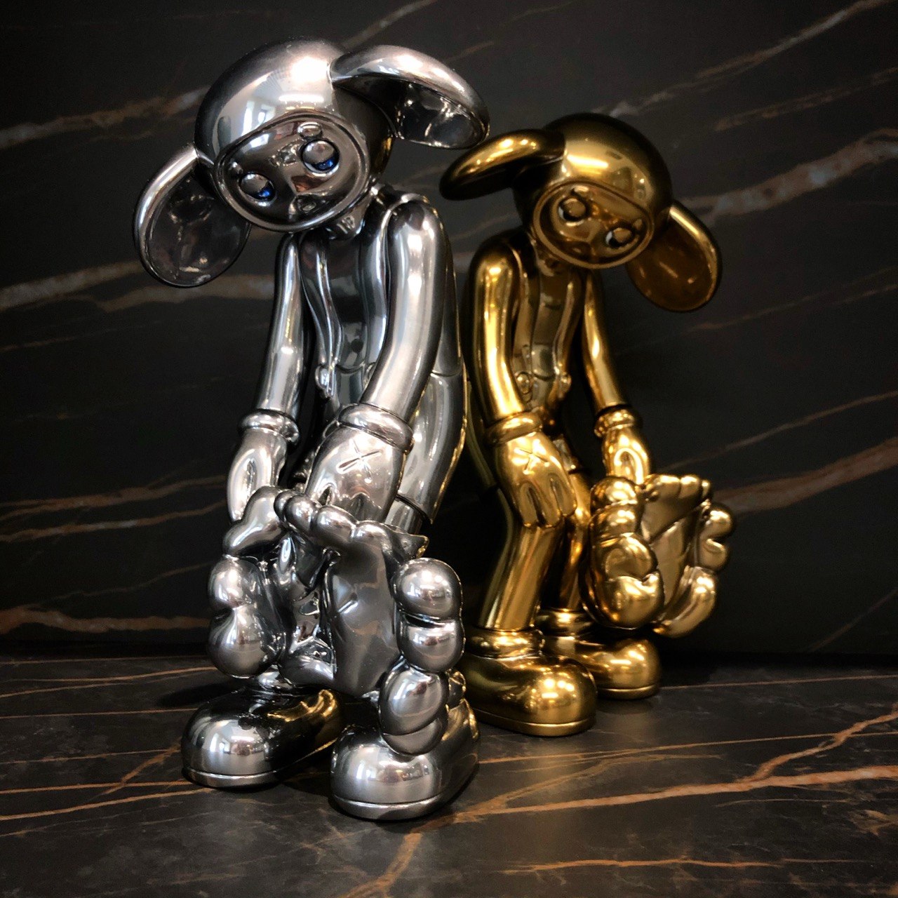 Companion, silver and gold (pair) — Polished ceramic, ed. of 8